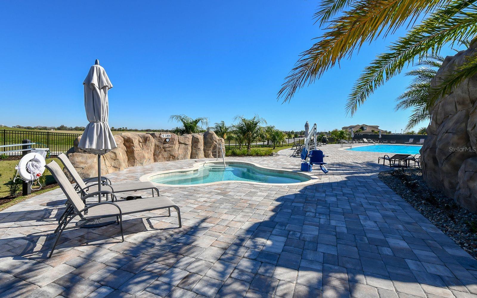 Image 45 of 57 For 16706 Vardon Terrace 301