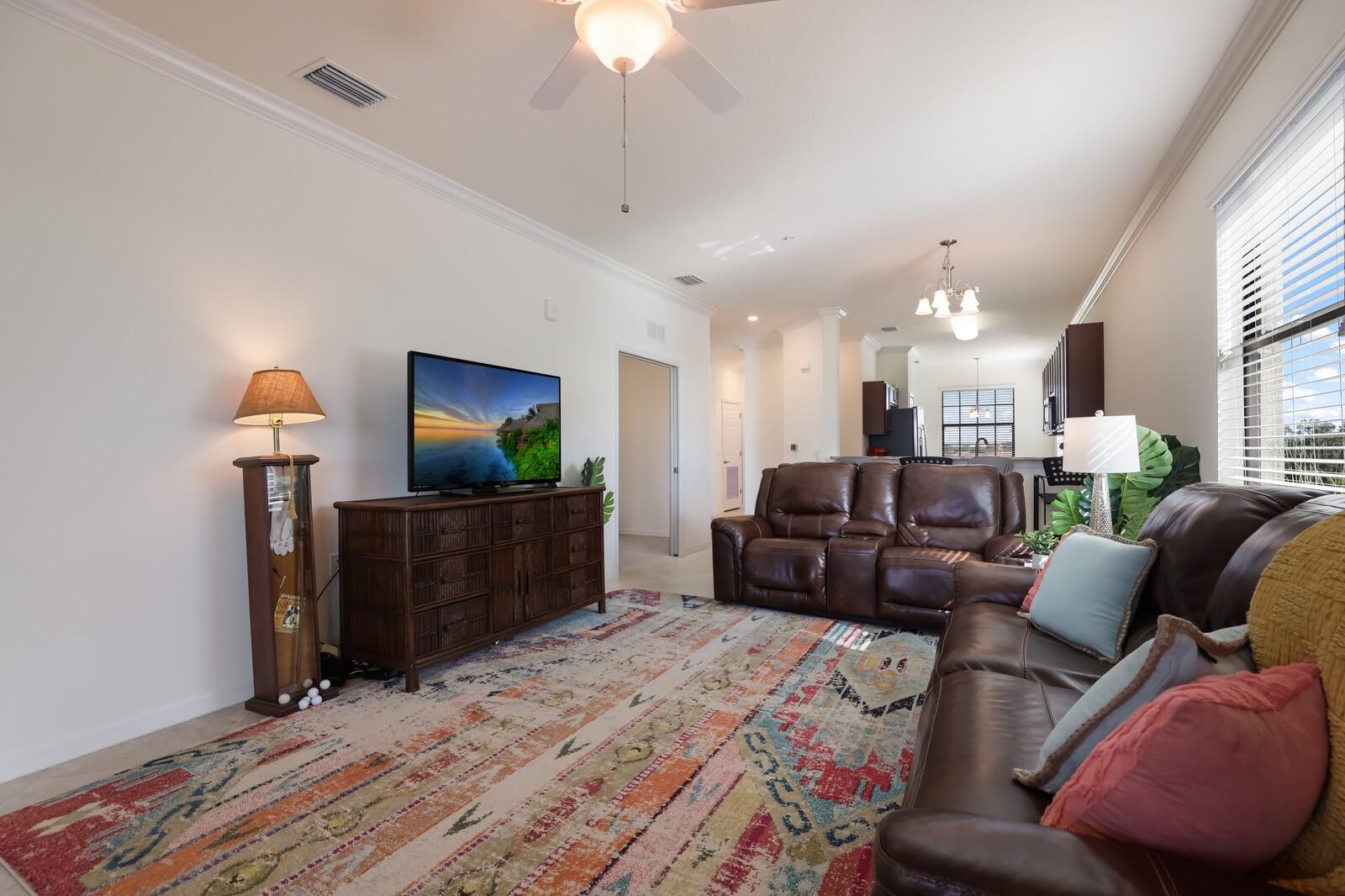 Image 6 of 57 For 16706 Vardon Terrace 301