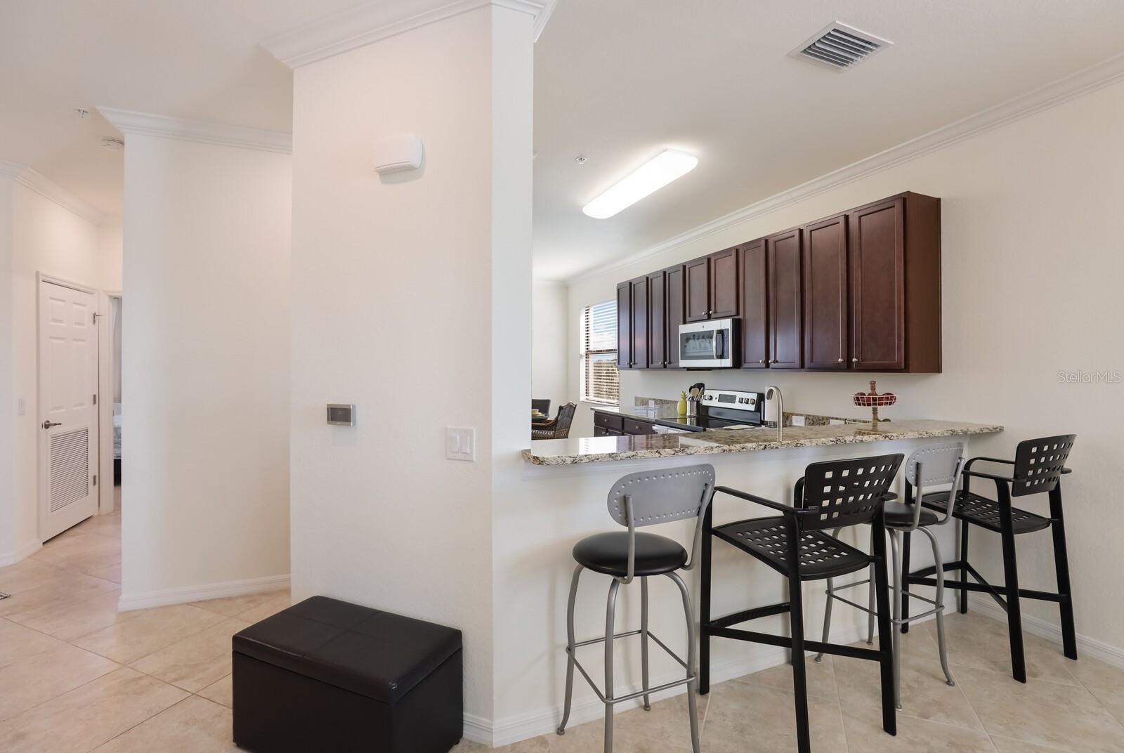 Image 7 of 57 For 16706 Vardon Terrace 301