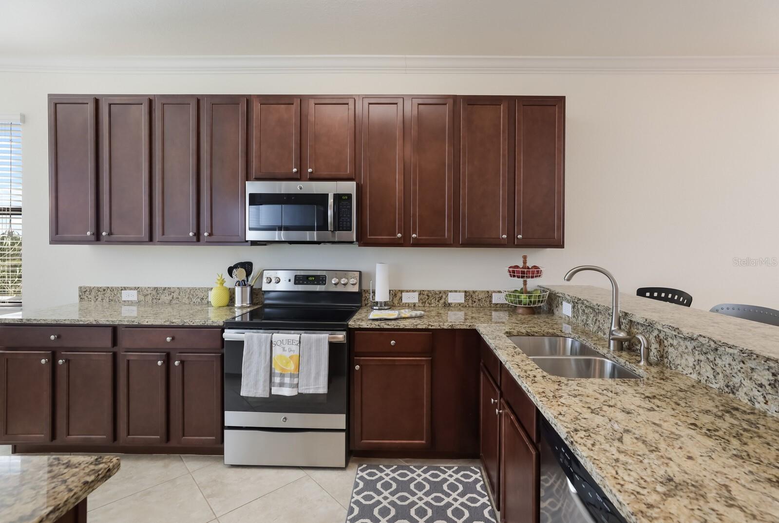 Image 8 of 57 For 16706 Vardon Terrace 301