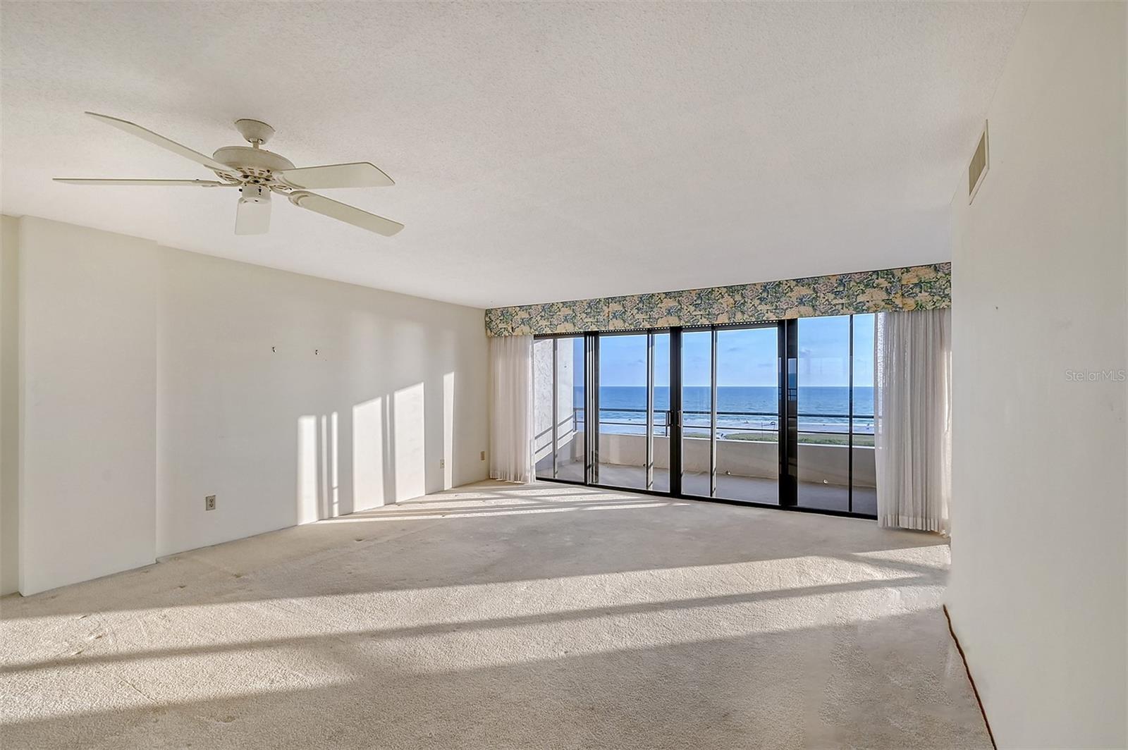 Image 6 of 58 For 5300 Ocean Boulevard 803