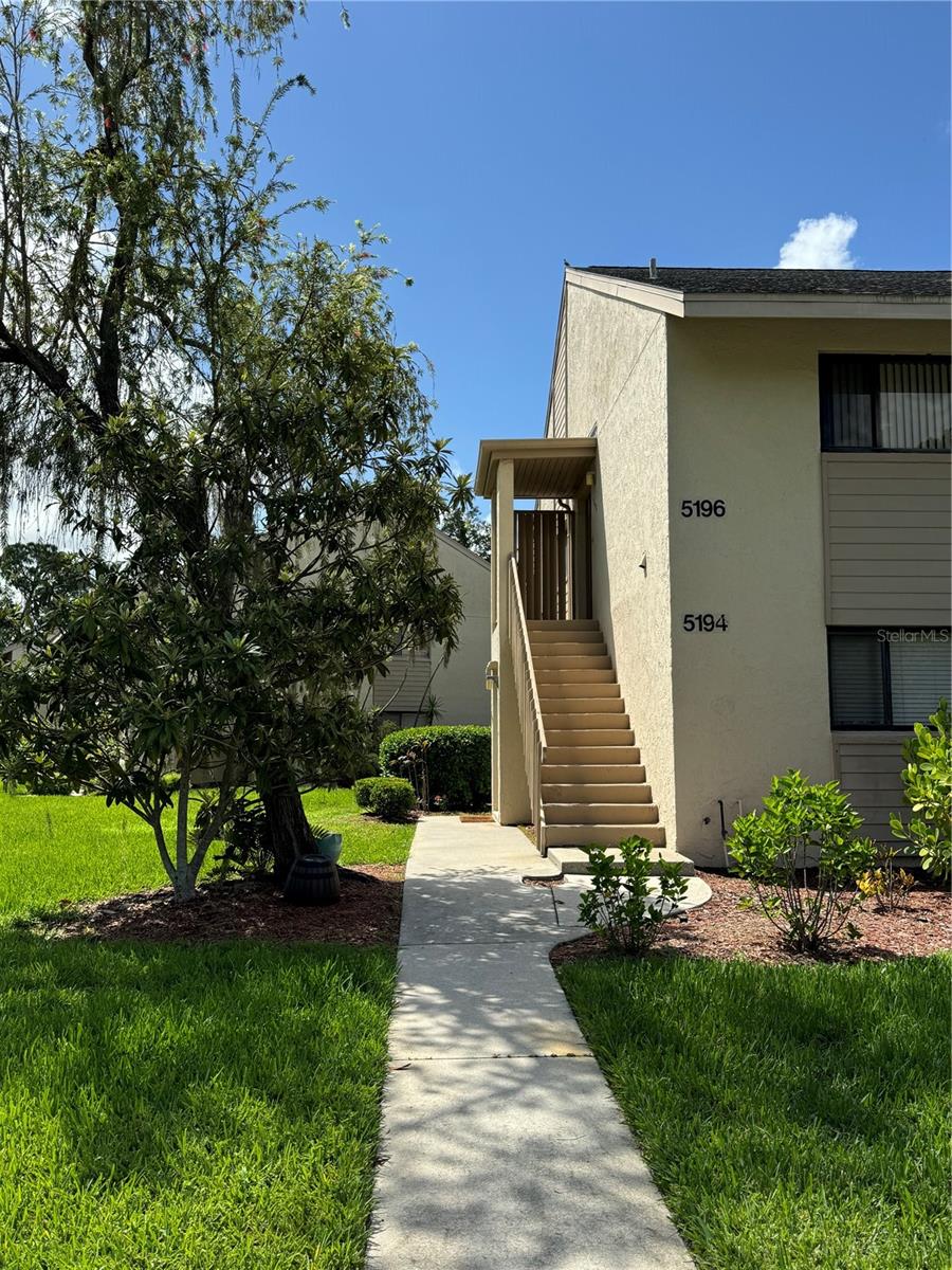 Details for 5196 Harpers Croft  28, SARASOTA, FL 34235