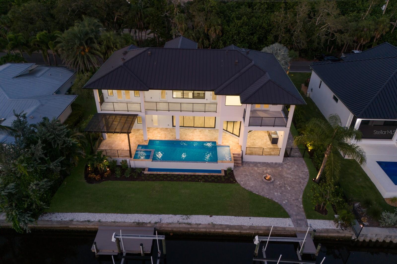 Image 5 of 94 For 4544 Woodside Road