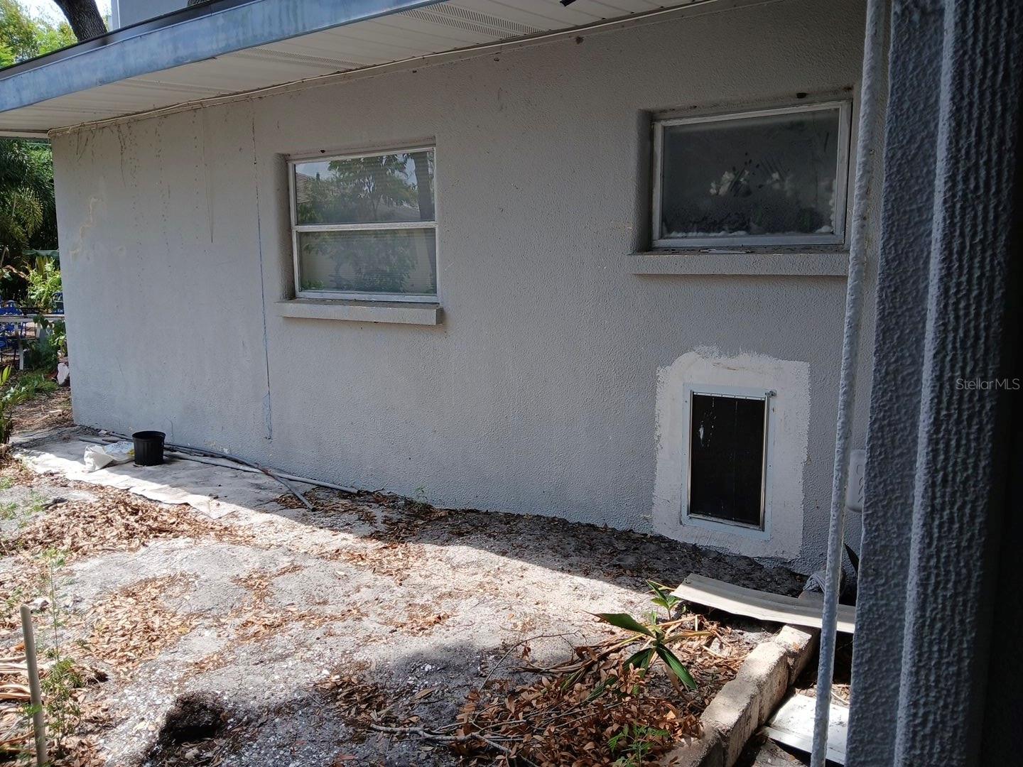 Listing photo id 15 for 5023 Inverness Drive