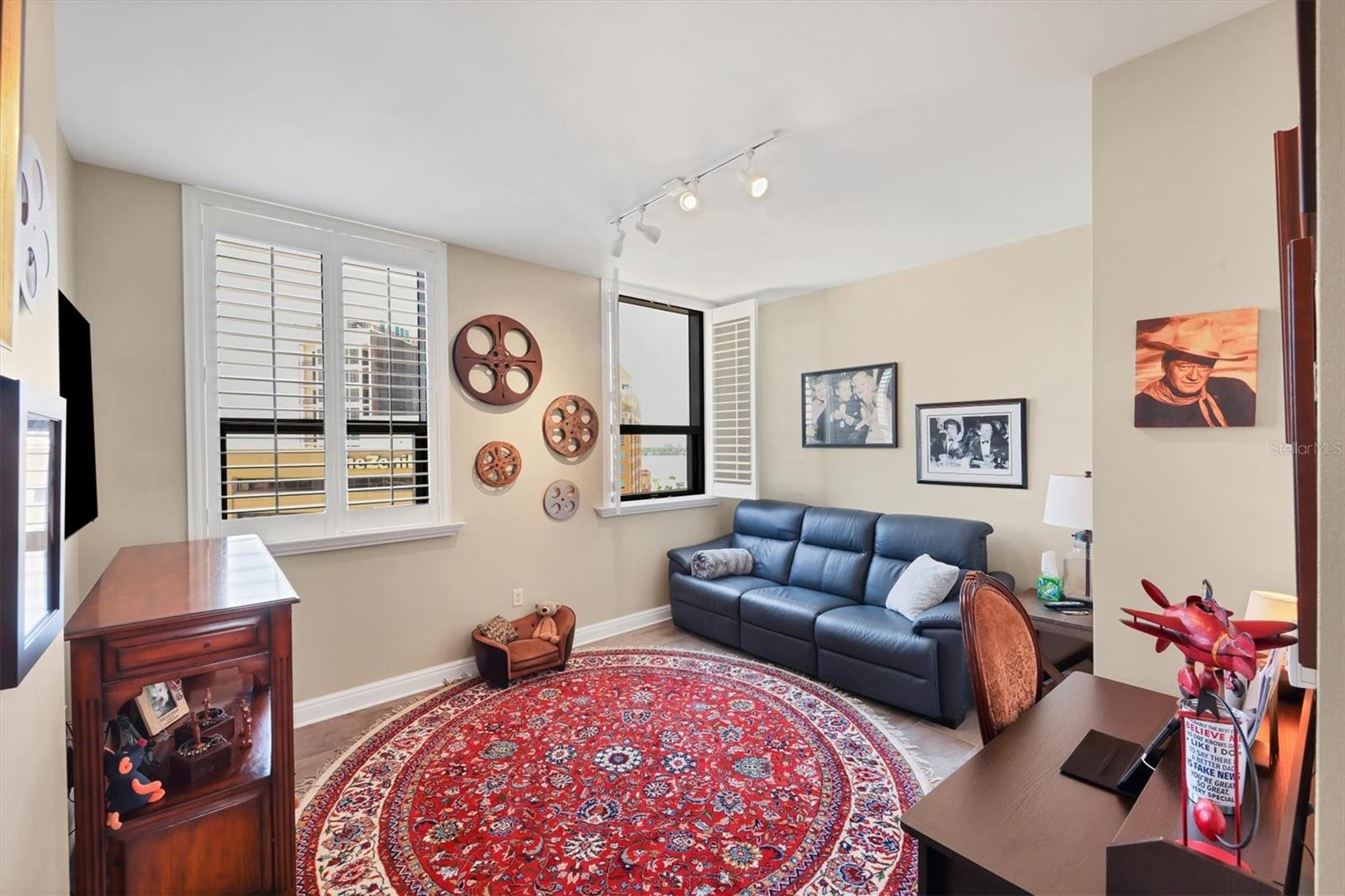 Listing photo id 27 for 50 Central Avenue 14g