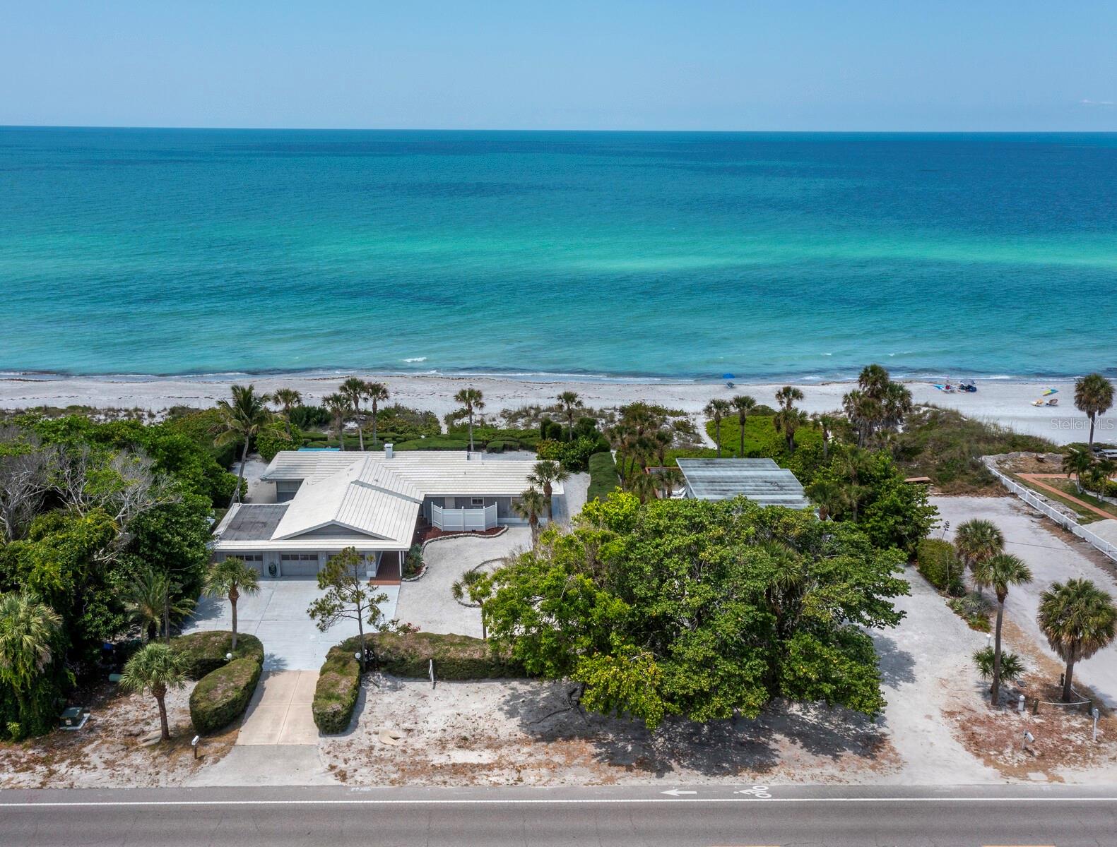 Listing photo id 12 for 3341 Gulf Of Mexico Drive