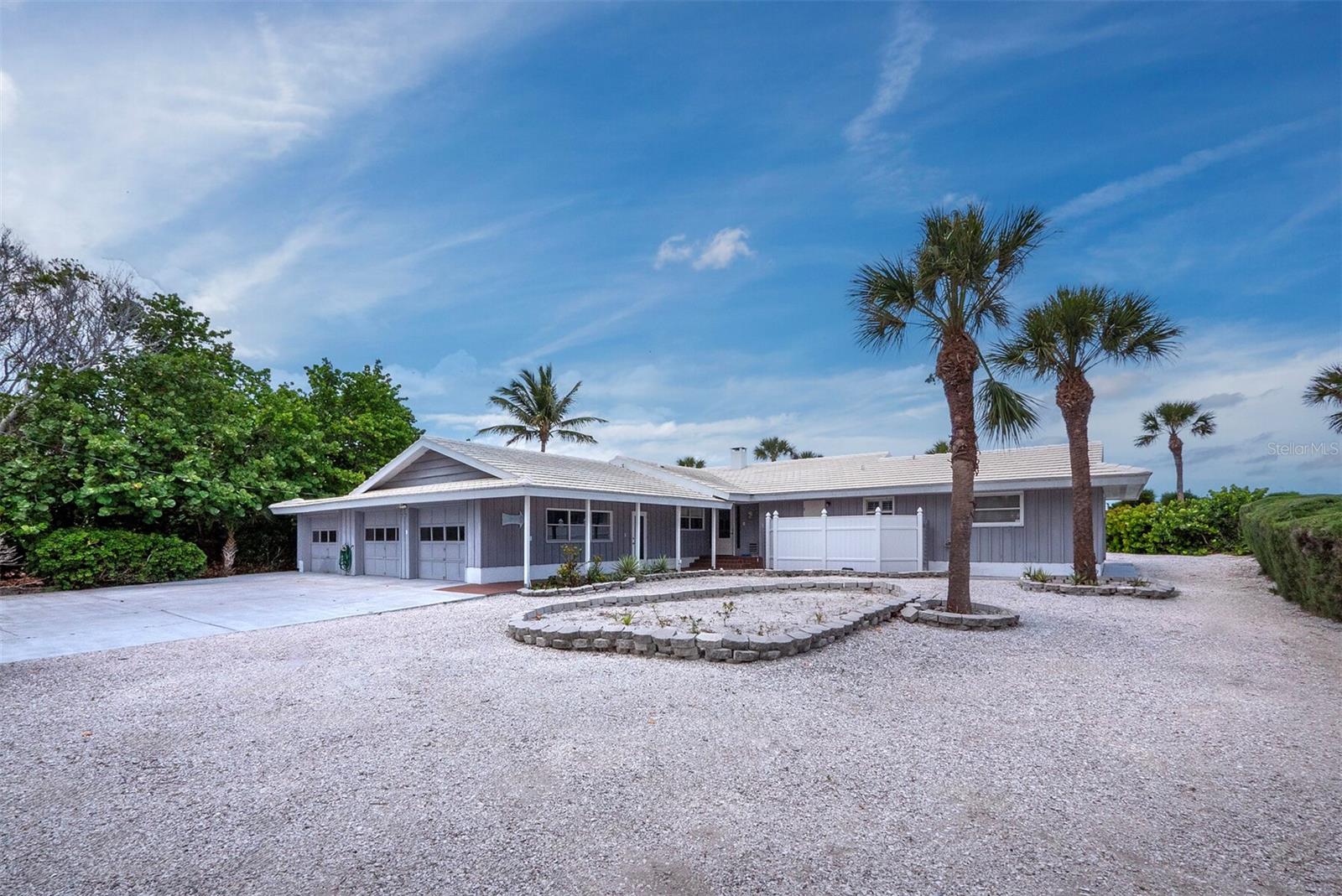 Listing photo id 0 for 3341 Gulf Of Mexico Drive