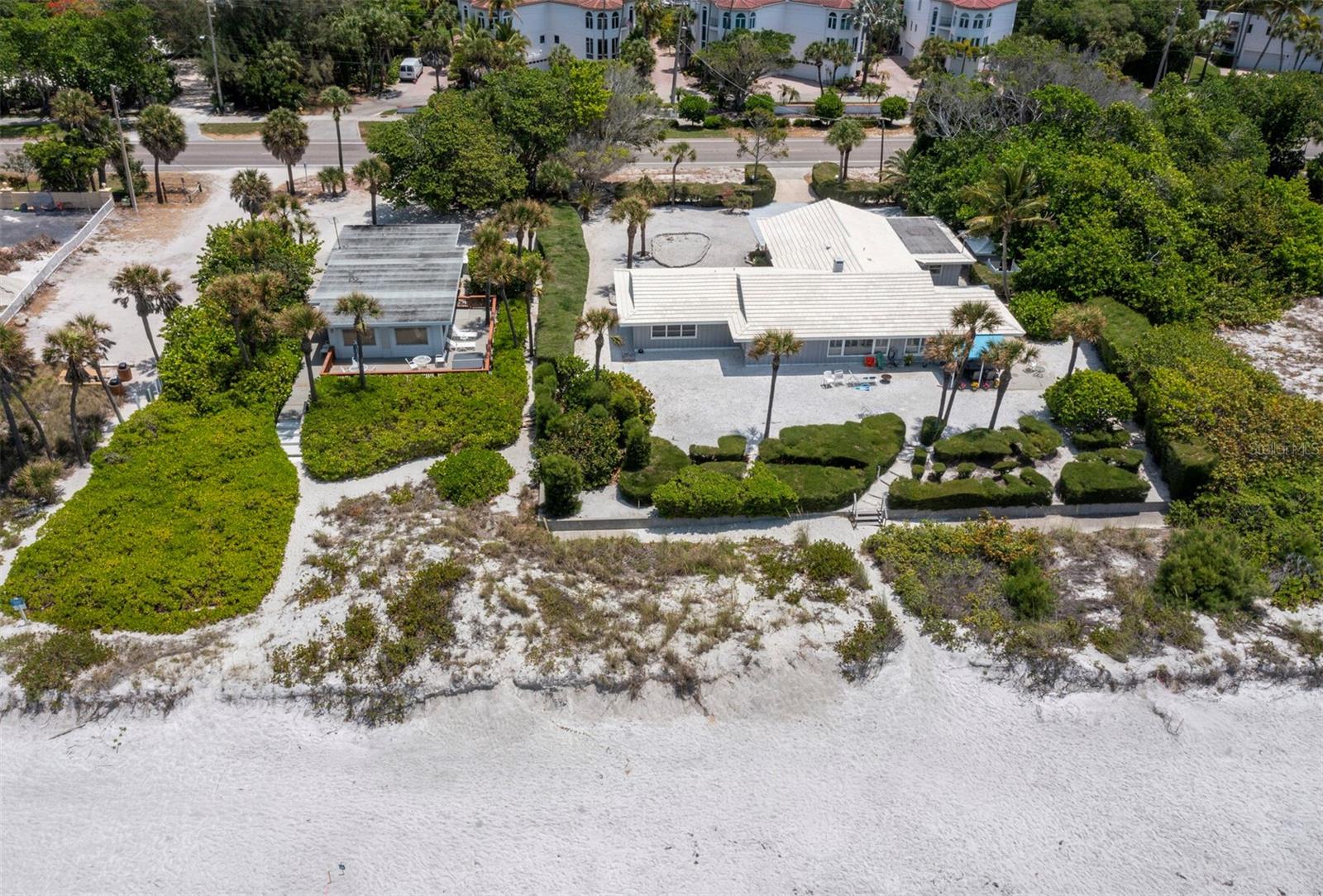 Listing photo id 18 for 3341 Gulf Of Mexico Drive