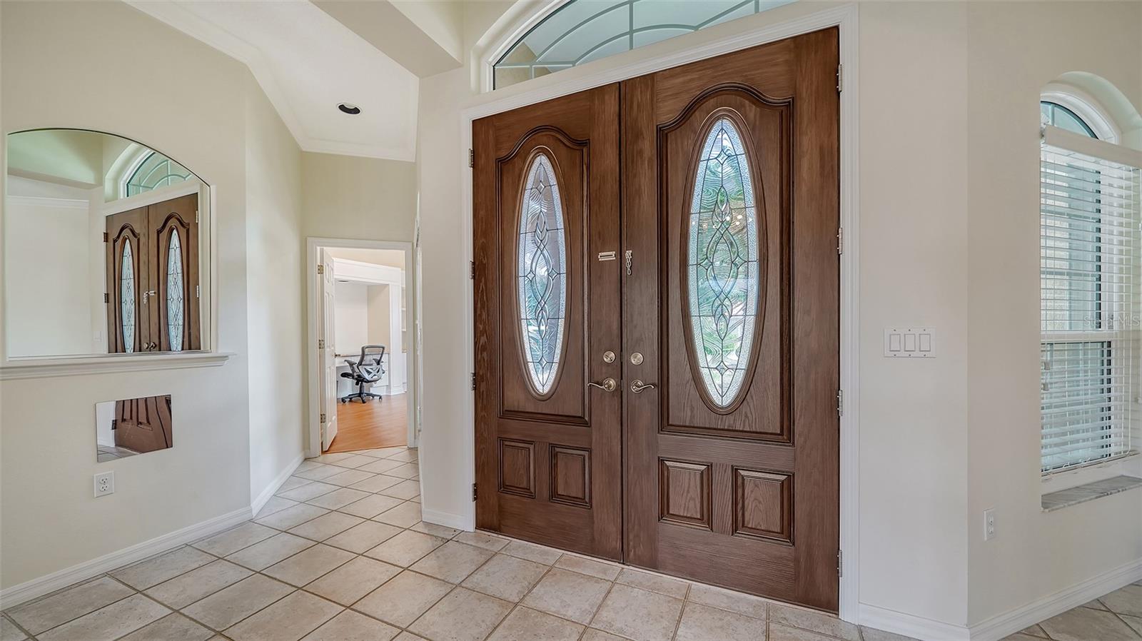 Listing photo id 6 for 4915 Old Oakleaf Drive