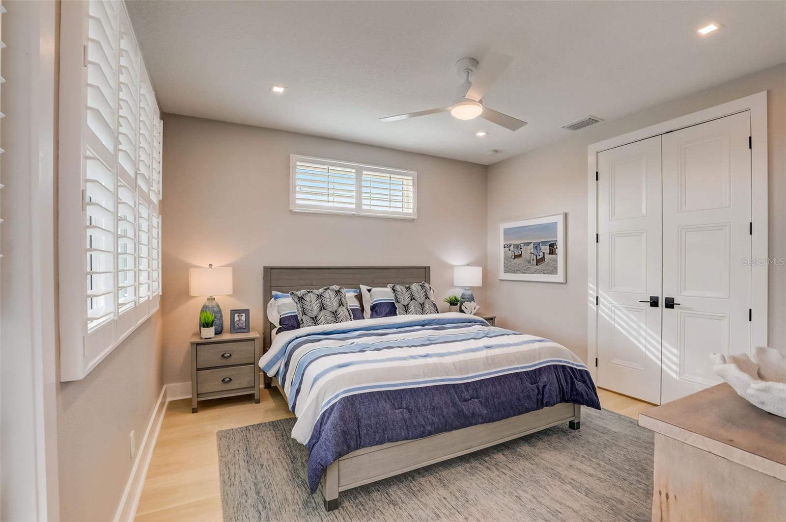 Listing photo id 24 for 4317 Marina View Way