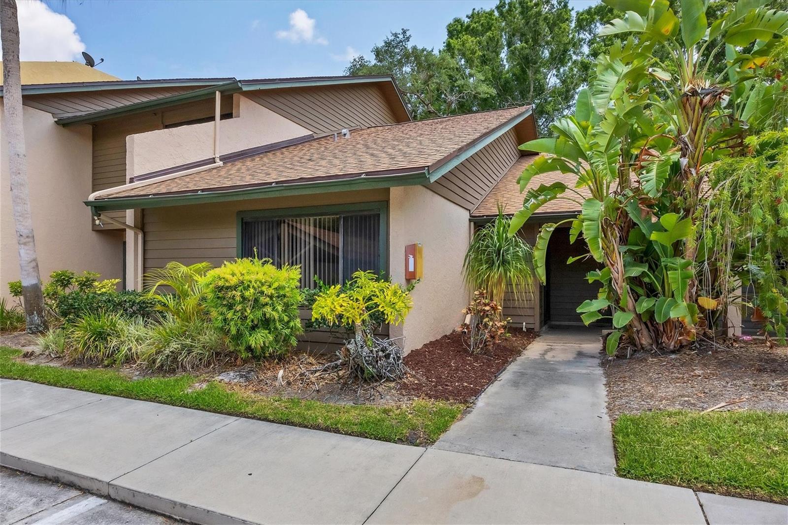 Details for 932 Sunridge Drive F4, SARASOTA, FL 34234