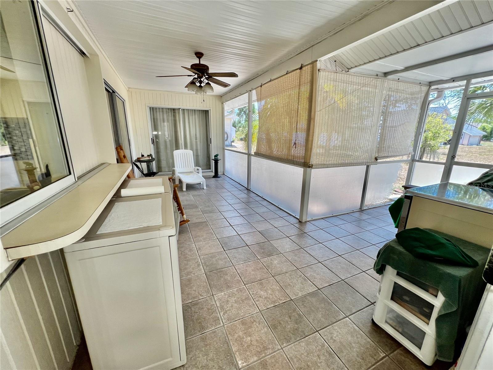 Listing photo id 12 for 5277 San Luis Terrace