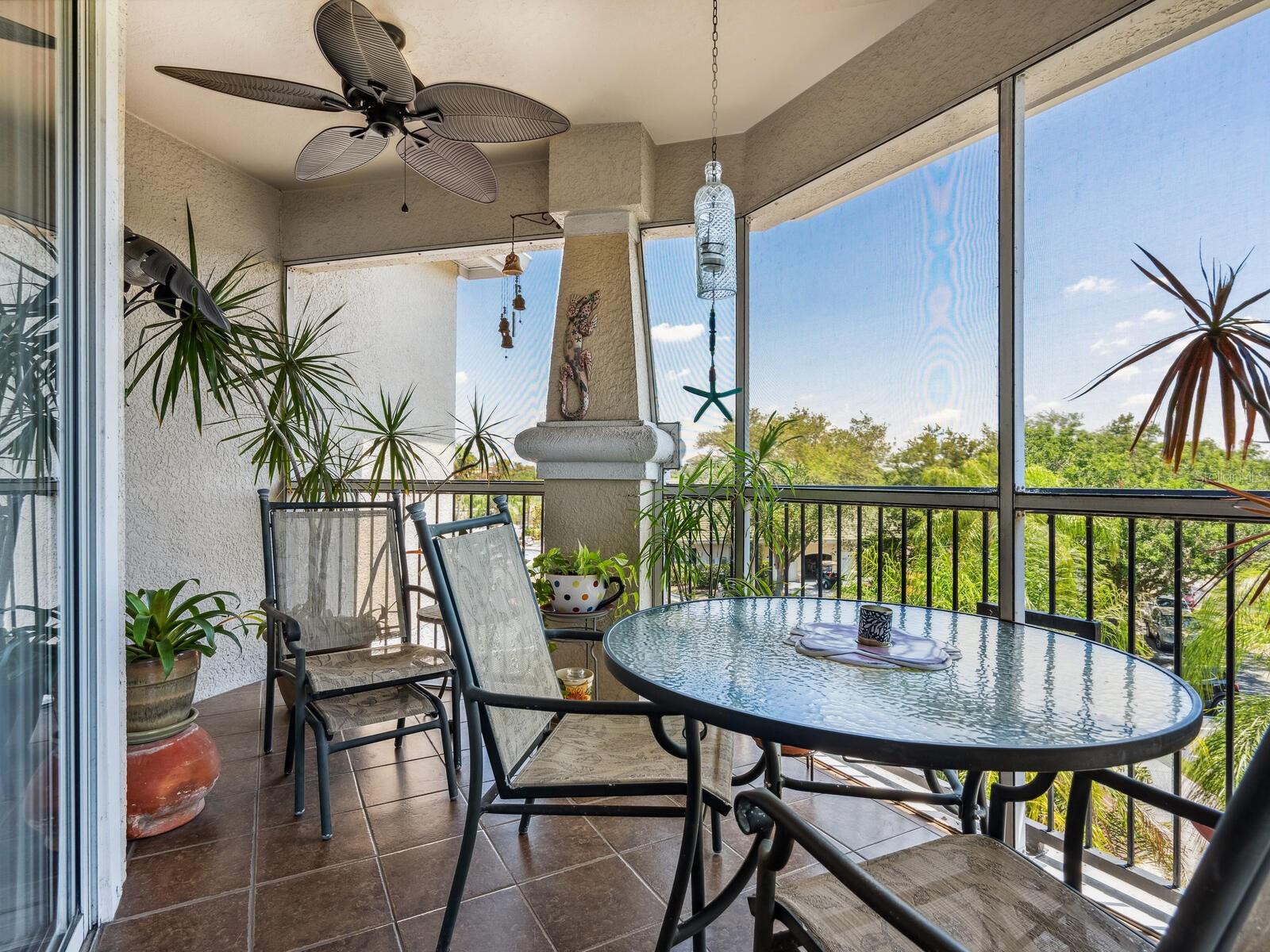Image 11 of 56 For 5140 Northridge Road 304