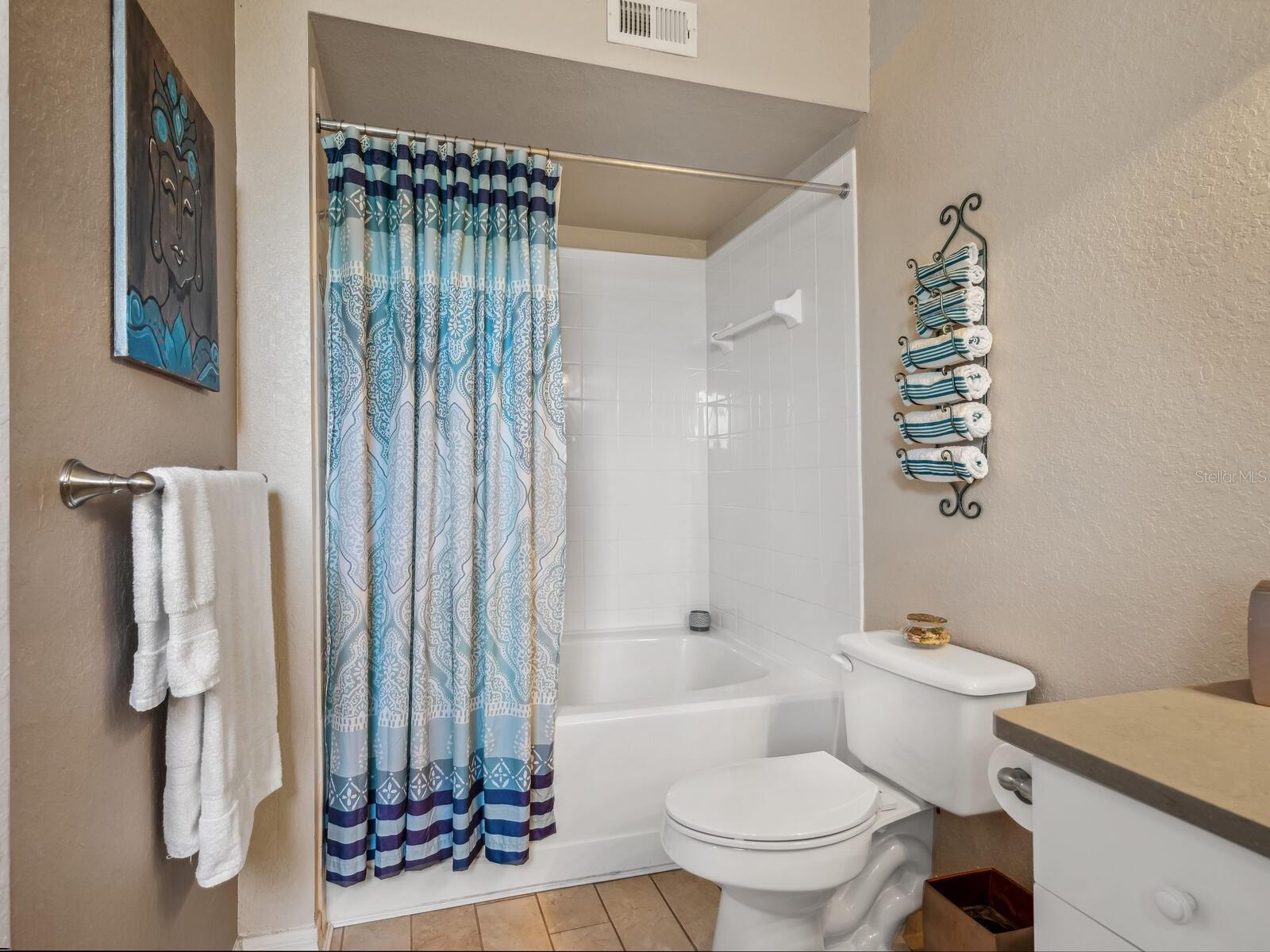 Image 22 of 56 For 5140 Northridge Road 304