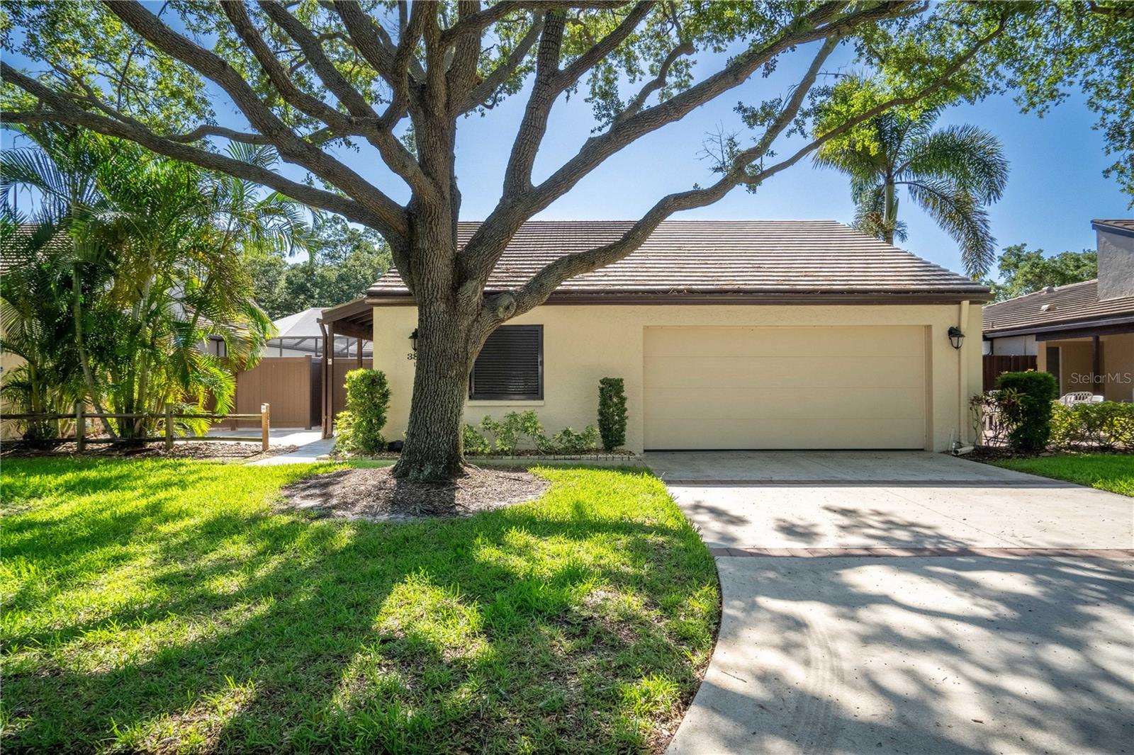 Details for 3806 Glen Oaks Manor Drive, SARASOTA, FL 34232