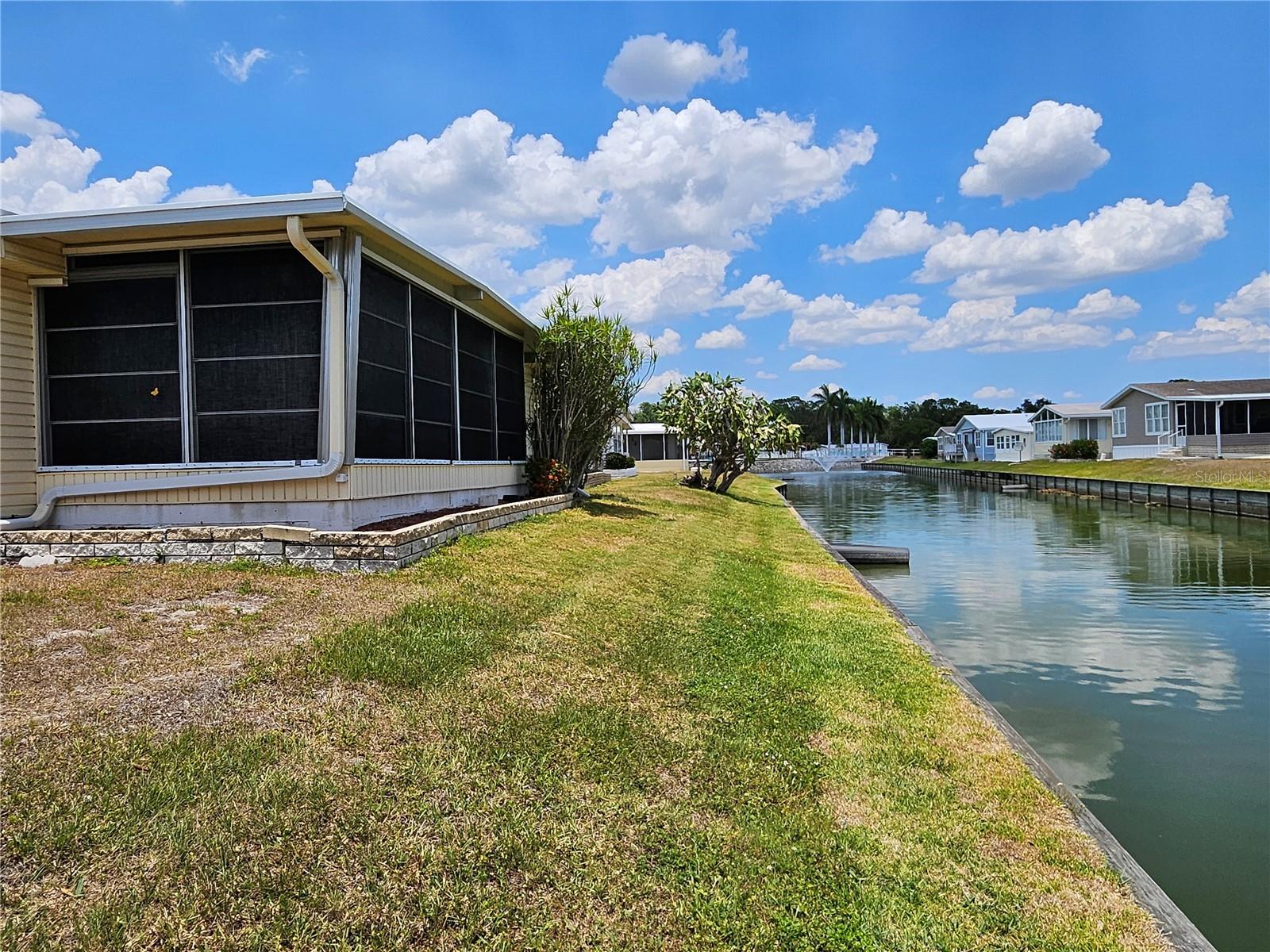 Details for 407 White Oak Way, SARASOTA, FL 34237