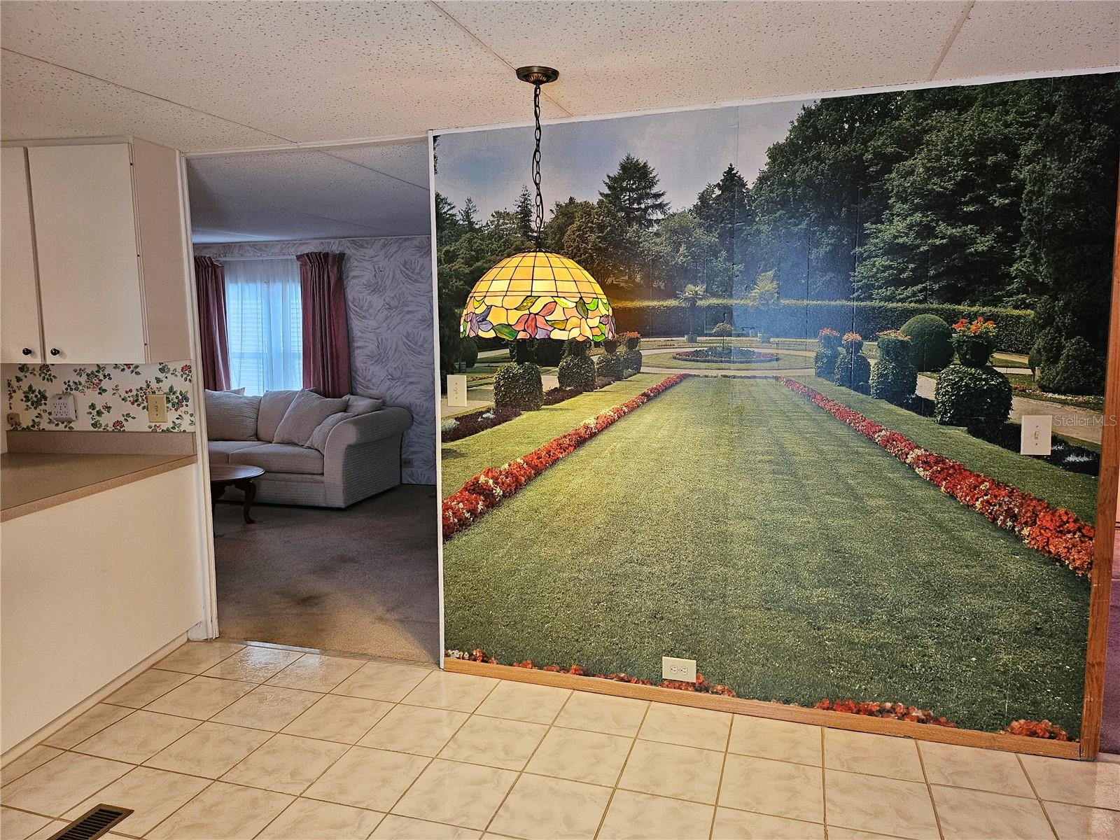 Image 17 of 82 For 407 White Oak Way