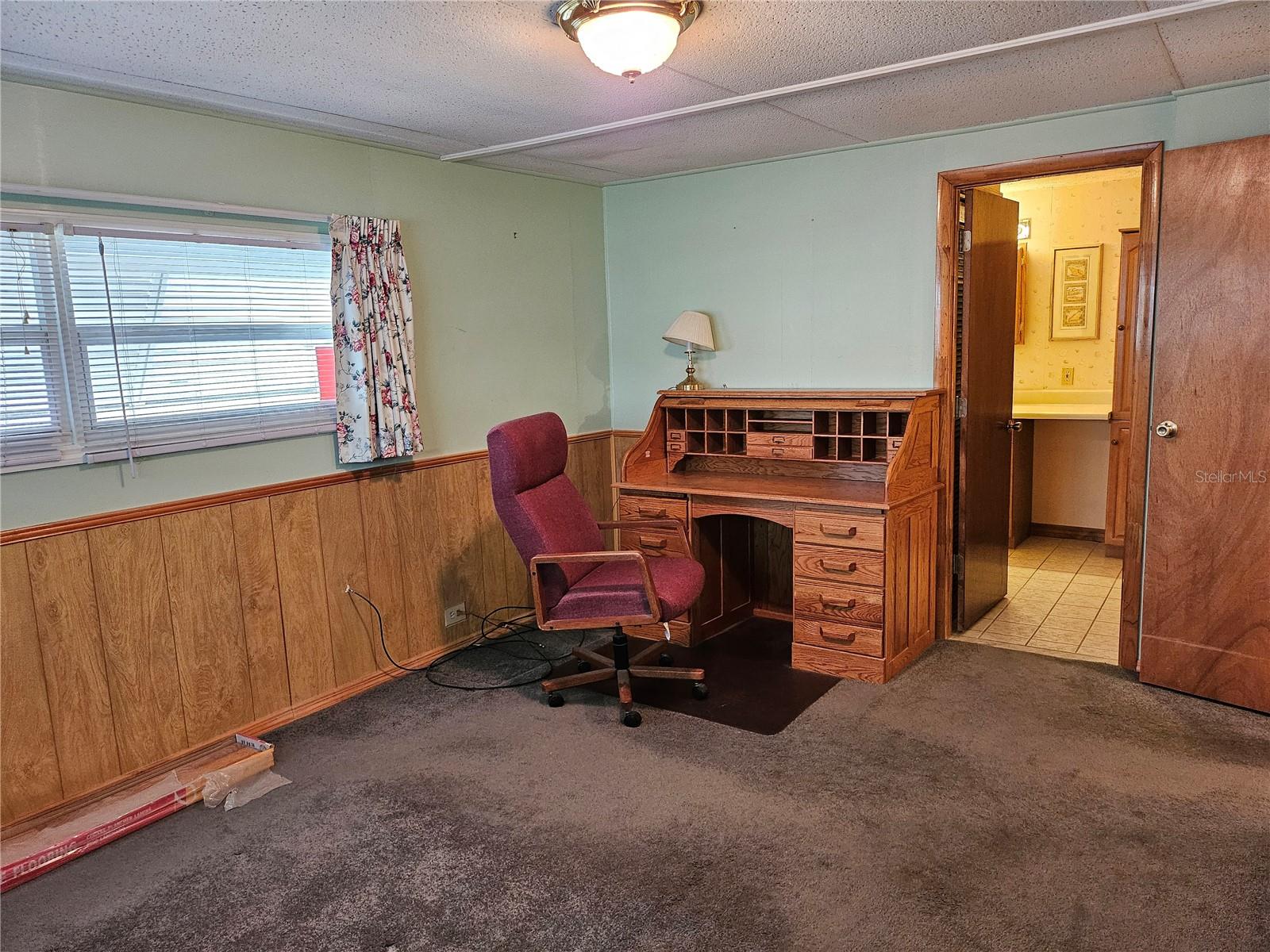 Image 26 of 82 For 407 White Oak Way