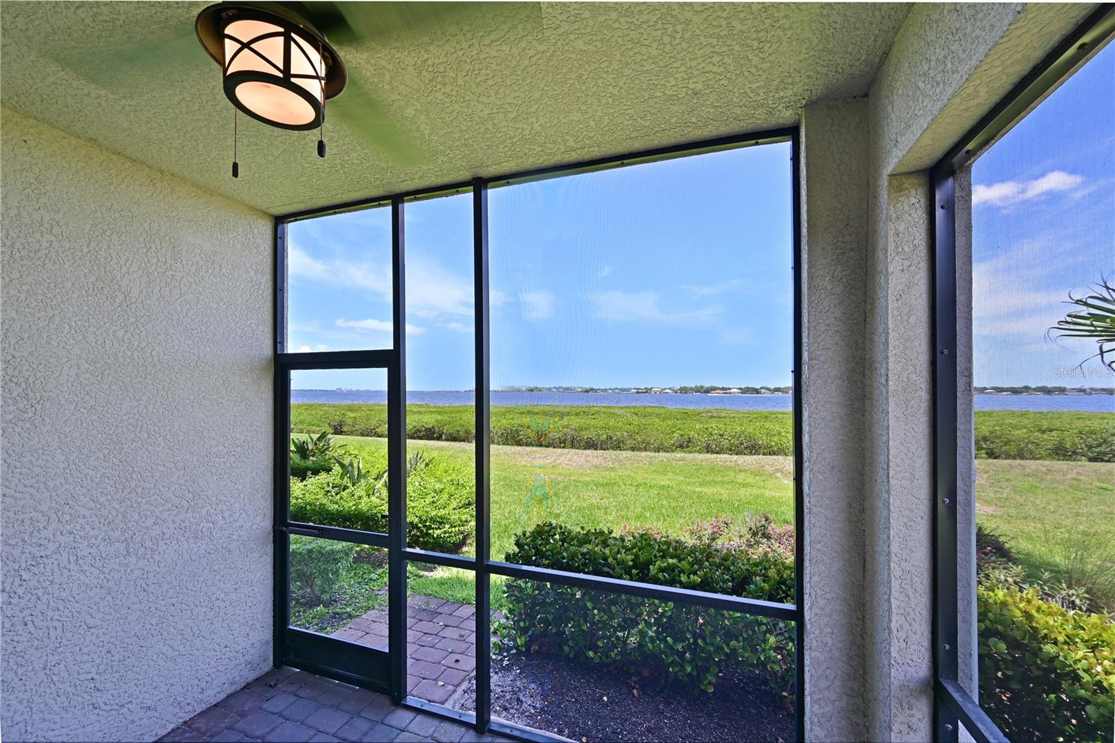 Image 24 of 72 For 1020 Tidewater Shores Loop 108