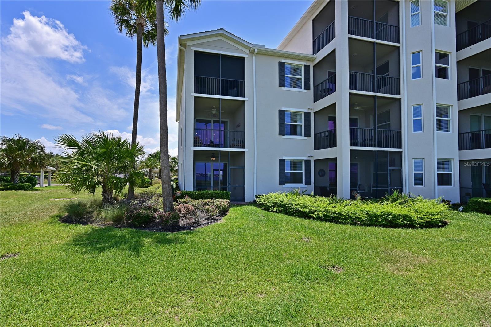 Image 27 of 72 For 1020 Tidewater Shores Loop 108
