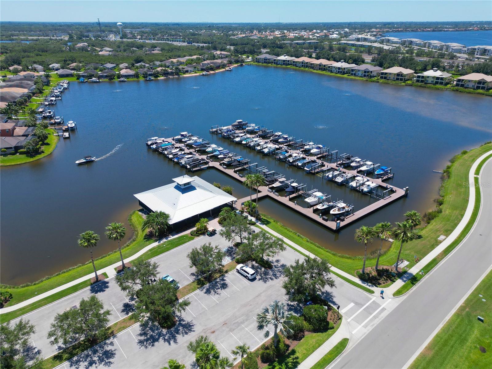 Image 47 of 72 For 1020 Tidewater Shores Loop 108