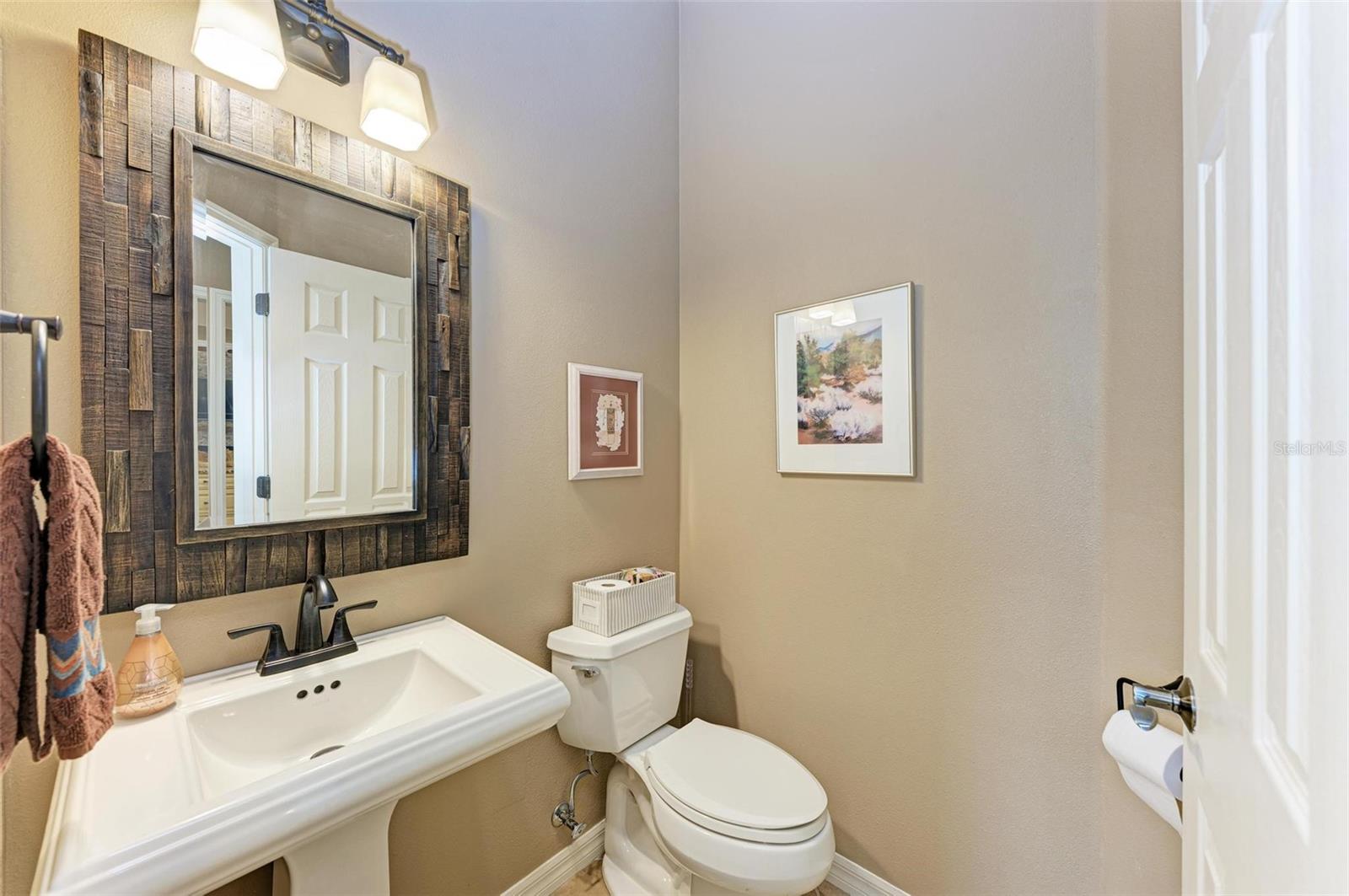 Listing photo id 12 for 22704 Night Heron Way