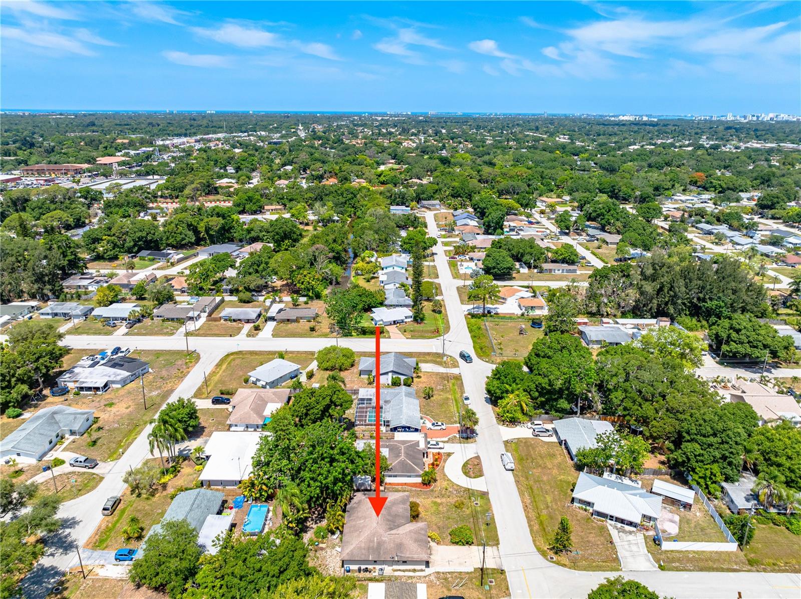 Listing photo id 46 for 4144 Winthrop Street