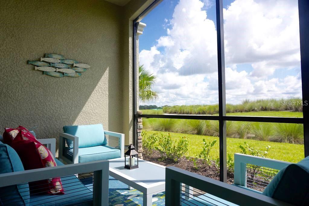 Listing photo id 11 for 5558 Palmer Circle 103