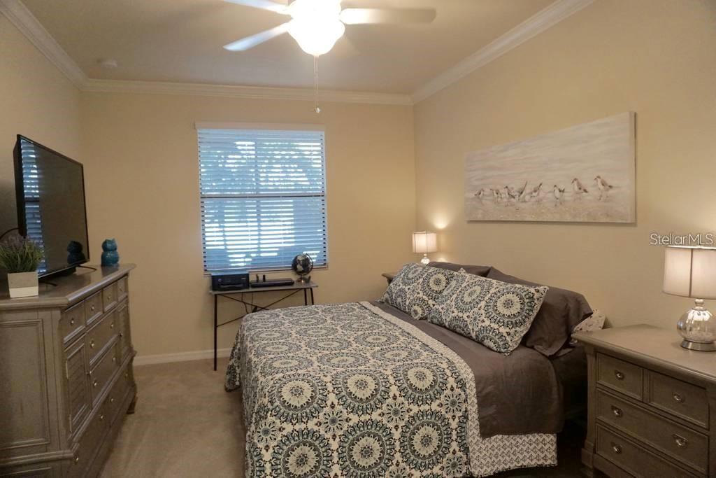 Listing photo id 17 for 5558 Palmer Circle 103