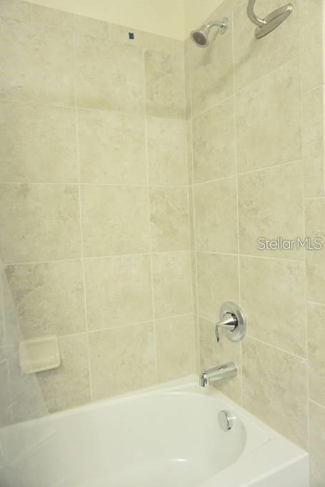 Listing photo id 25 for 5558 Palmer Circle 103