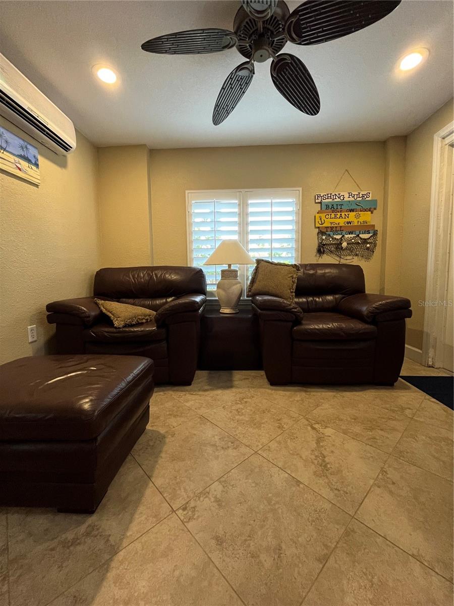 Image 8 of 16 For 24259 Yacht Club Boulevard 2