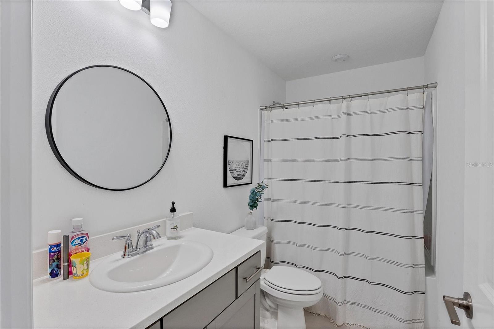 Listing photo id 23 for 8609 Lunar Skye Street