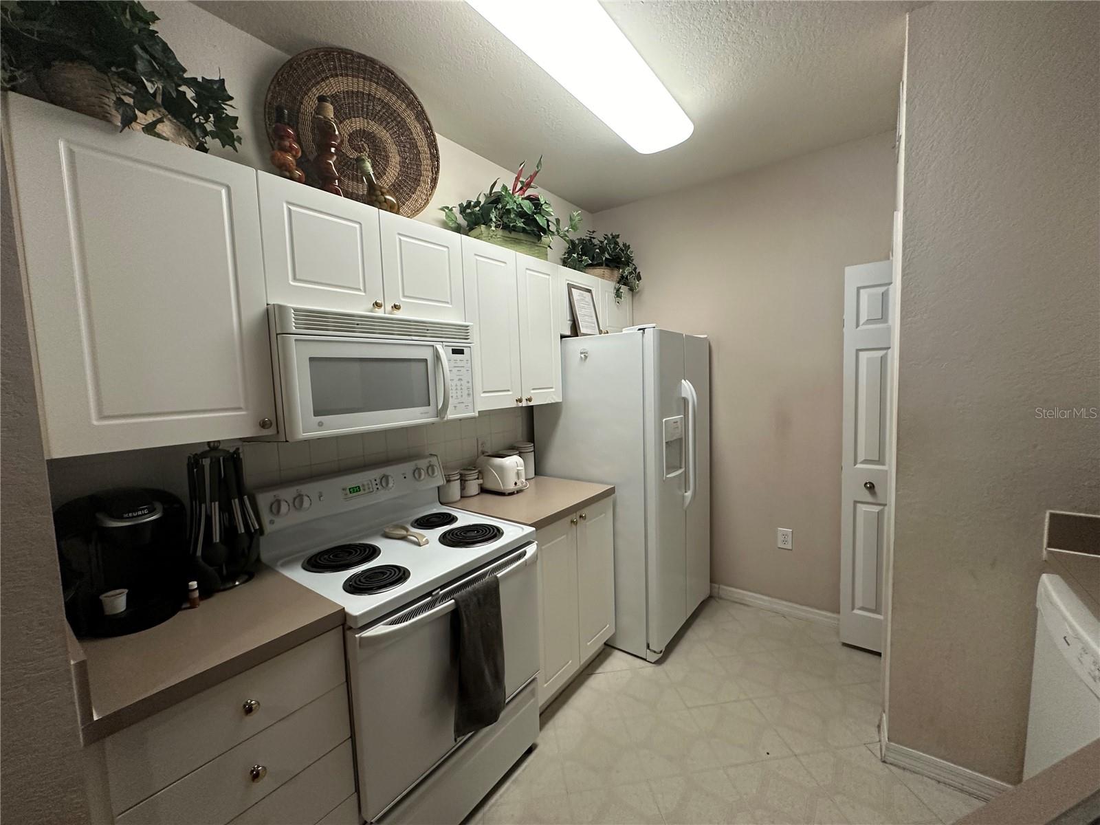 Image 11 of 41 For 5146 Northridge Road 201
