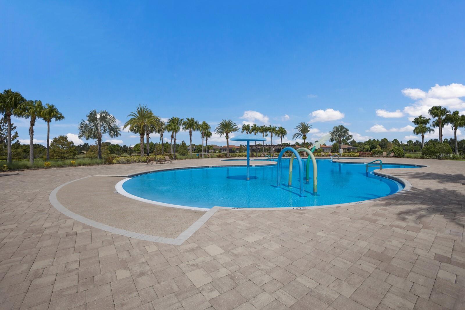 Listing photo id 48 for 7652 Haddington Cove