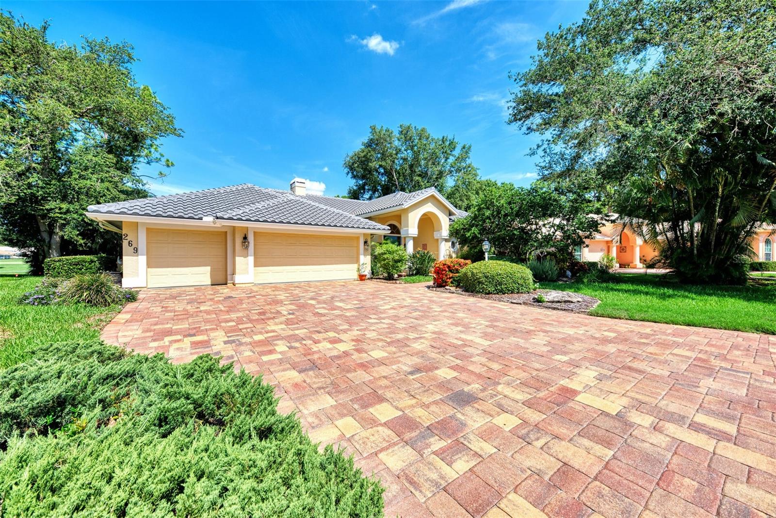 Details for 269 Royal Oak Way, VENICE, FL 34292