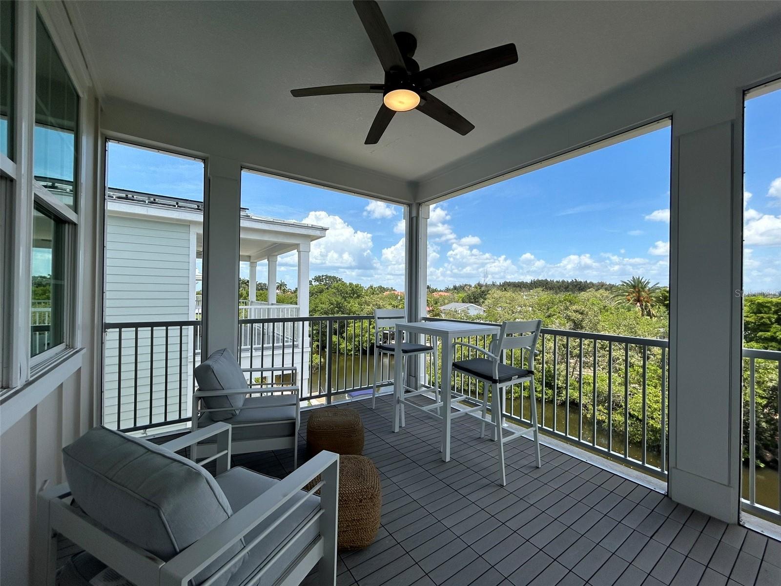 Listing photo id 36 for 4313 Marina View Way