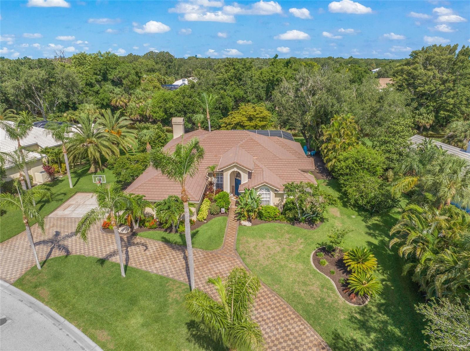 Details for 8528 Woodbriar Drive, SARASOTA, FL 34238