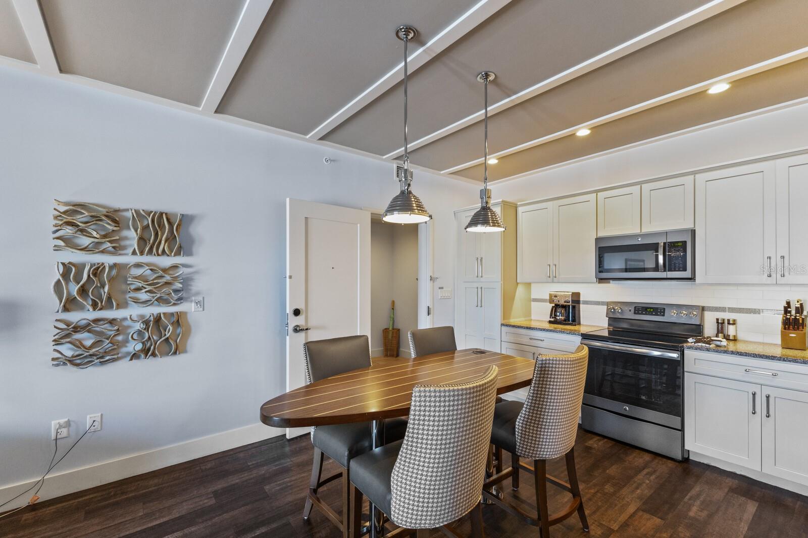 Image 7 of 53 For 5325 Marina Drive 233