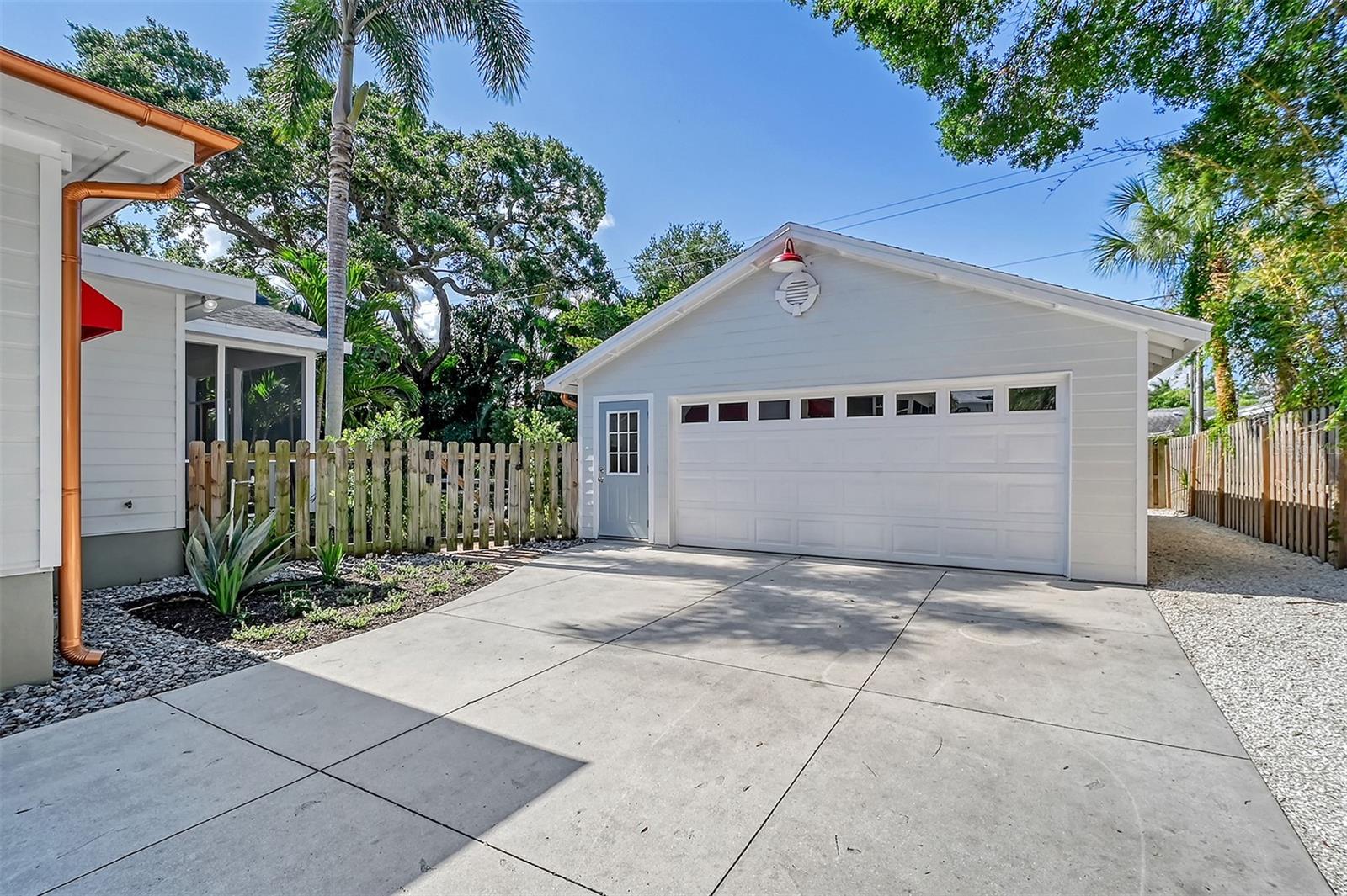 Listing photo id 48 for 1910 Morris Street