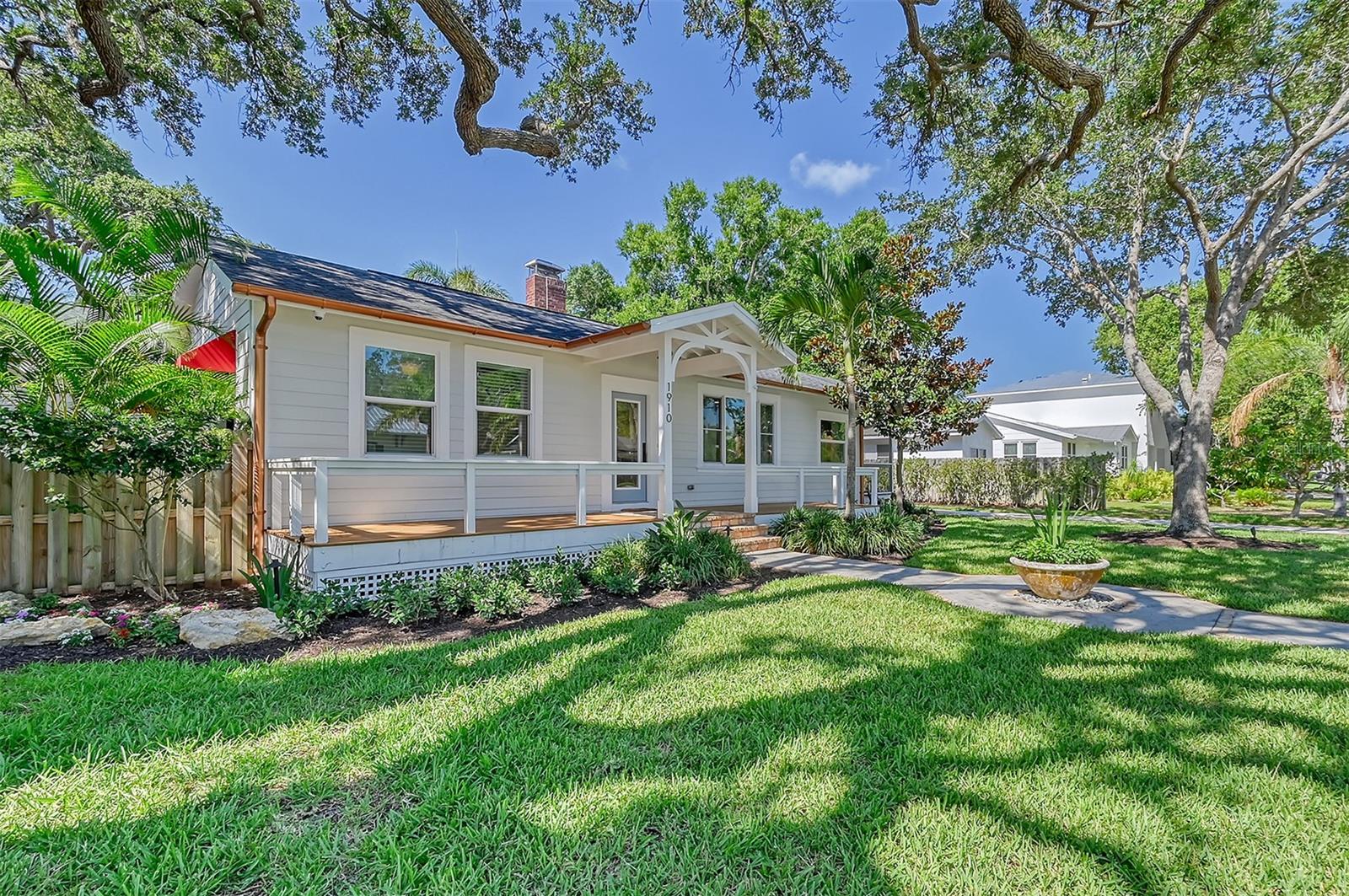 Listing photo id 71 for 1910 Morris Street