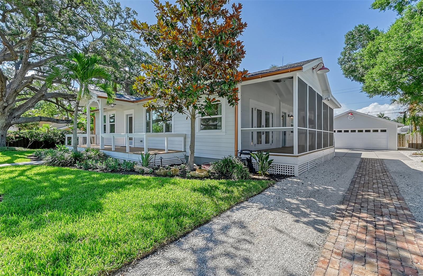 Listing photo id 74 for 1910 Morris Street