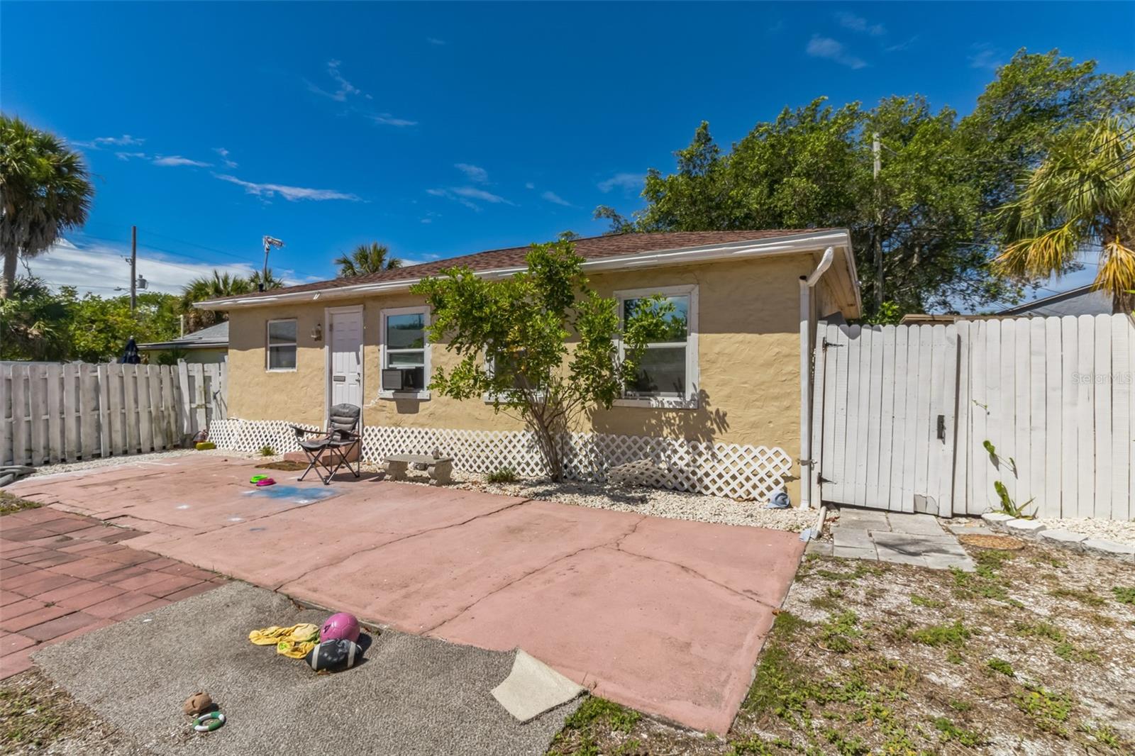 Image 16 of 34 For 7810 Boca Ciega Drive