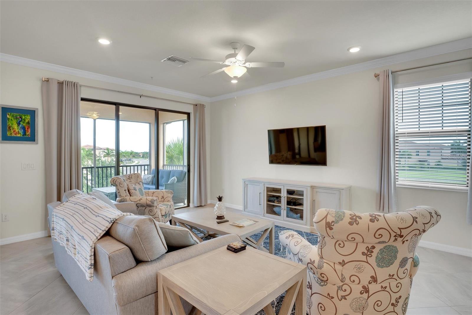 Image 10 of 44 For 10042 Crooked Creek Drive 203