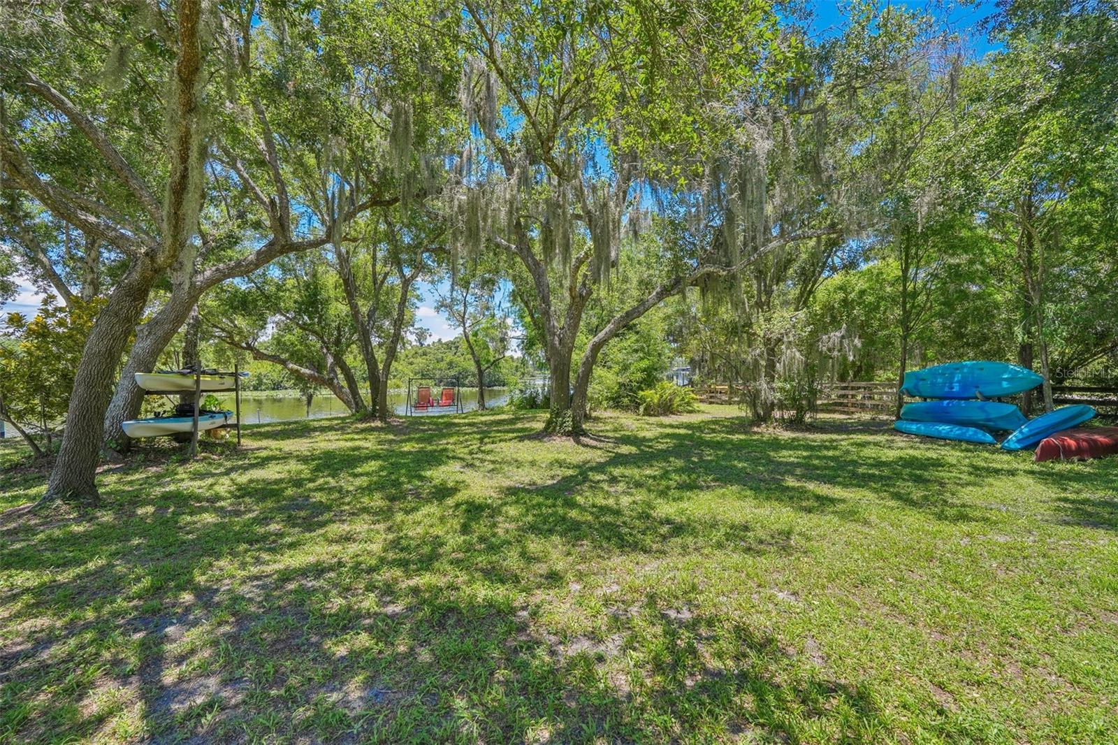 Image 39 of 55 For 16990 River Boat Bend