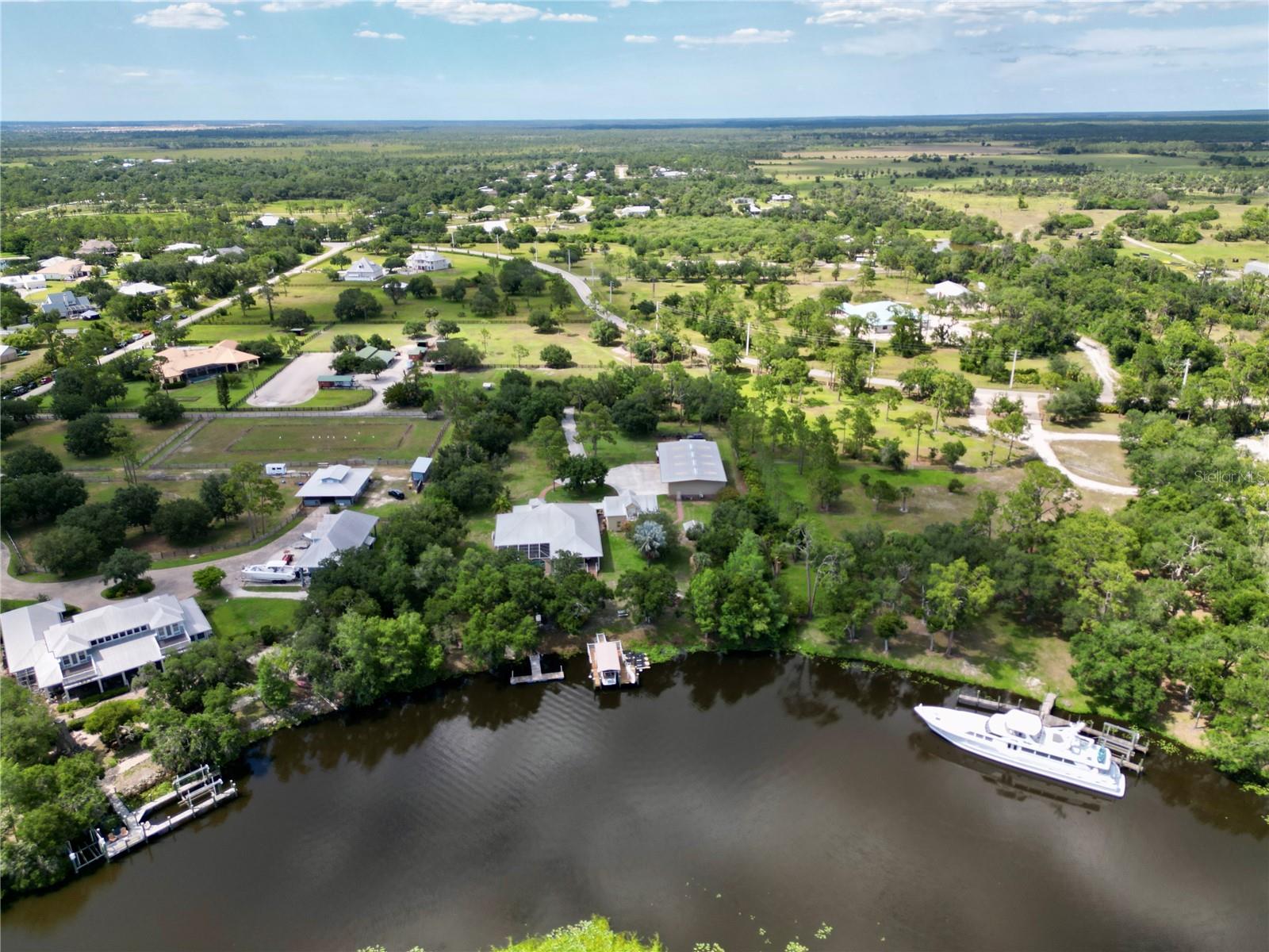 Image 42 of 50 For 16990 River Boat Bend