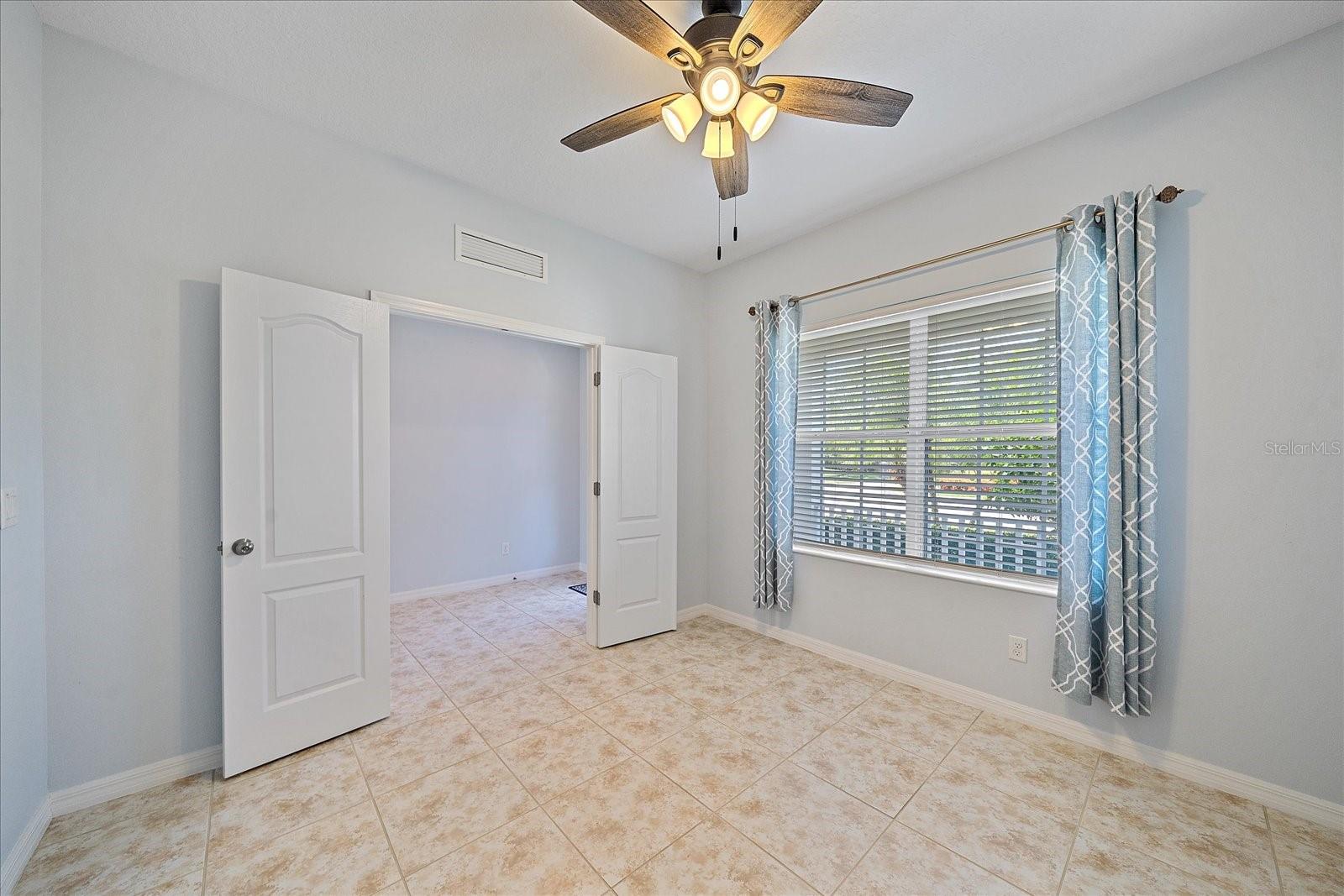 Listing photo id 26 for 5004 Brickell Park Cove