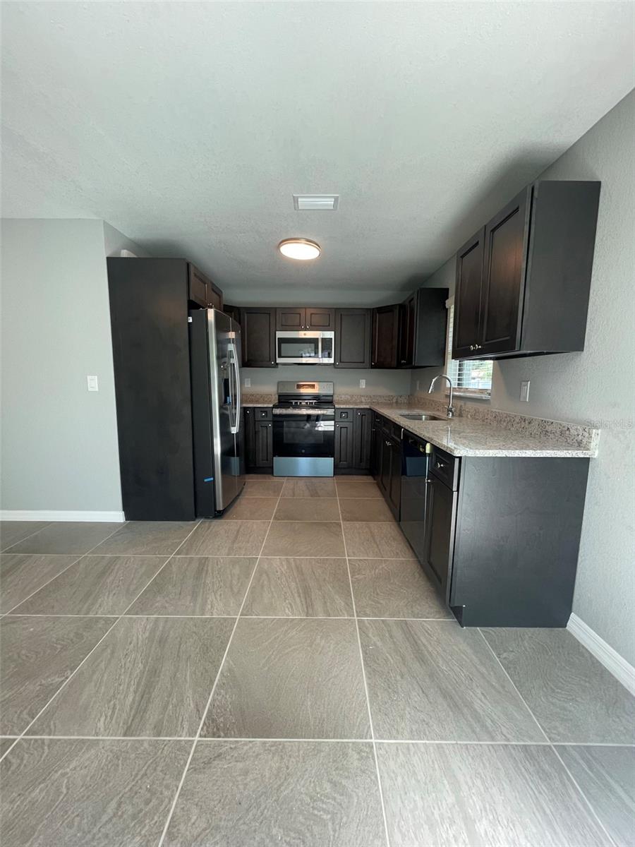 Image 3 of 15 For 3106 Lockwood Street