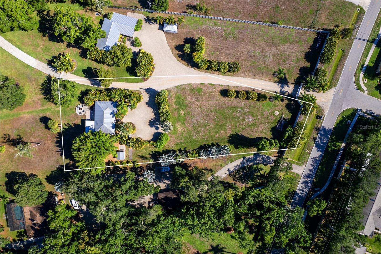 Listing photo id 35 for 5730 Braden River Road