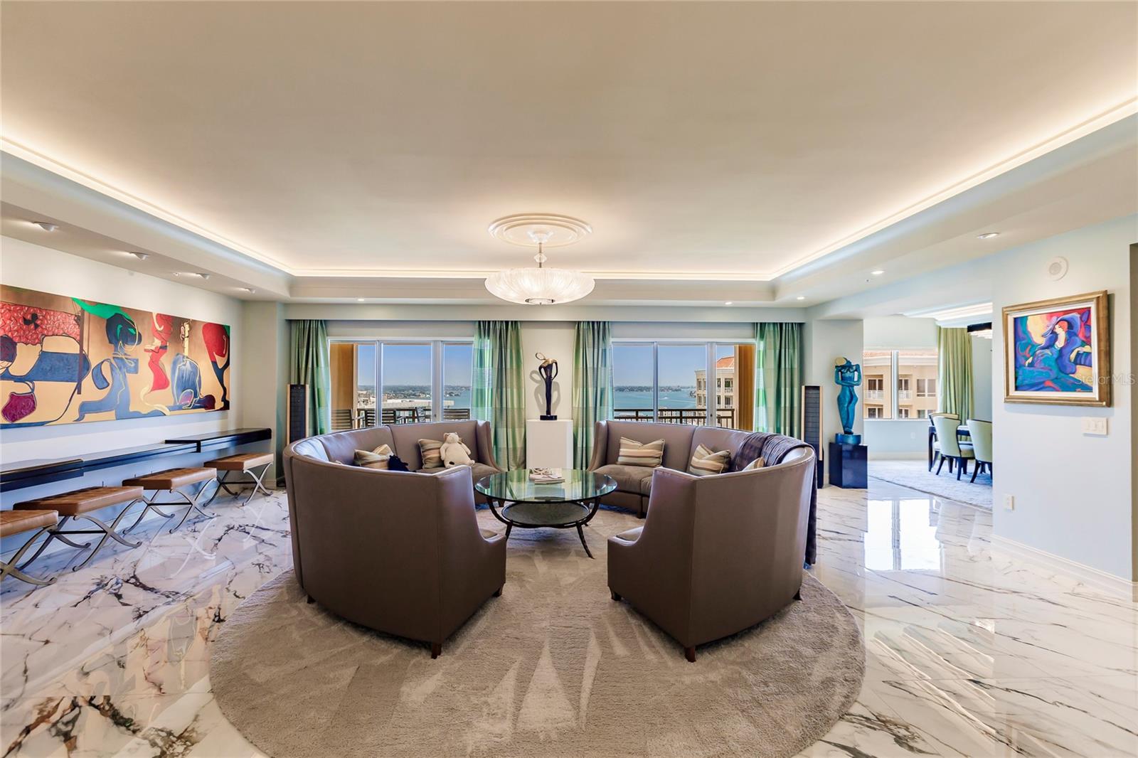 Listing photo id 12 for 1111 Ritz Carlton Drive 1802