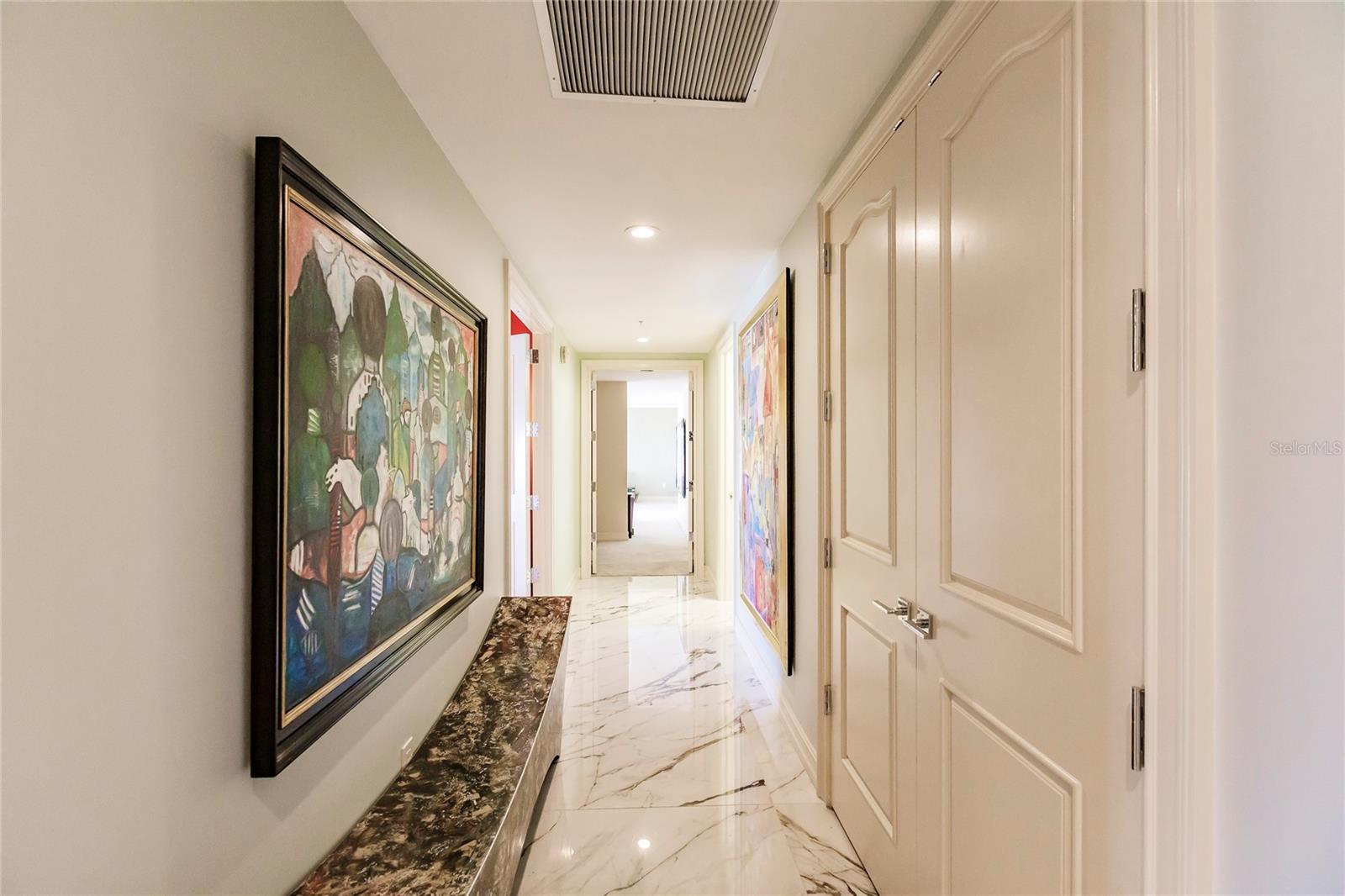 Listing photo id 46 for 1111 Ritz Carlton Drive 1802